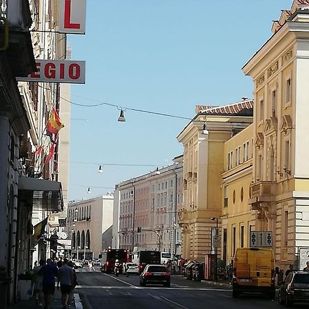 Хостел Signorina In Рим Экстерьер фото