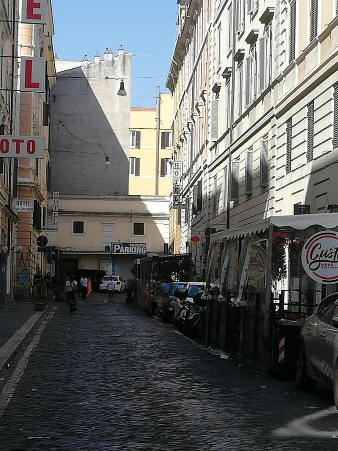 Хостел Signorina In Рим Экстерьер фото